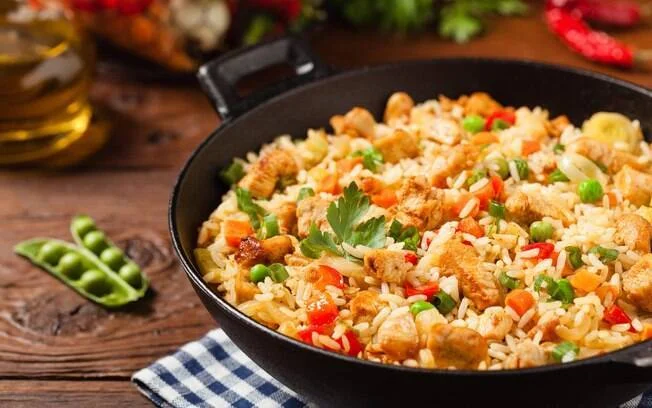 Arroz Integral com Legumes: Receita Soltinha e Macia em 45 Minutos