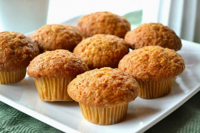 Bolinho de banana com aveia fácil e macio