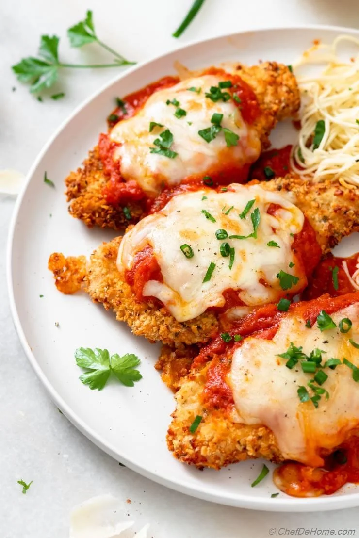 Frango à Parmegiana: Receita Fácil e Bem Dourada