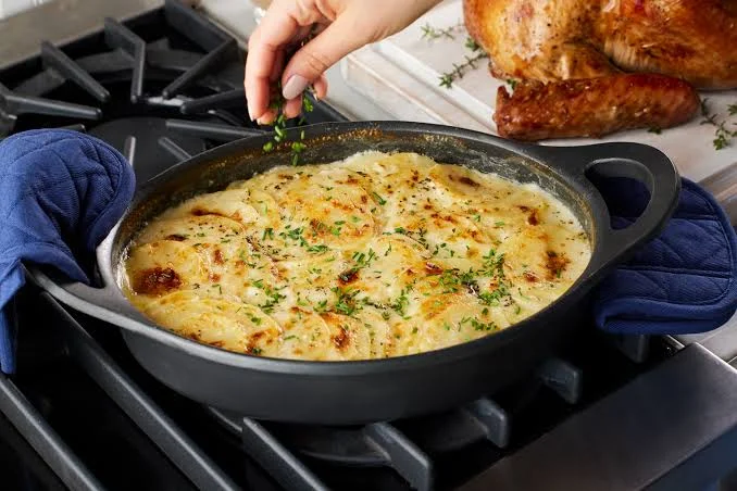 Frango Desfiado com Batata no Forno: Receita Cremosa